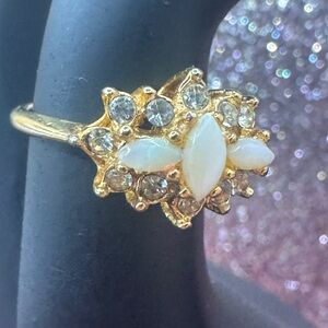 Gold tone opal and white sapphire stone ring sz 8